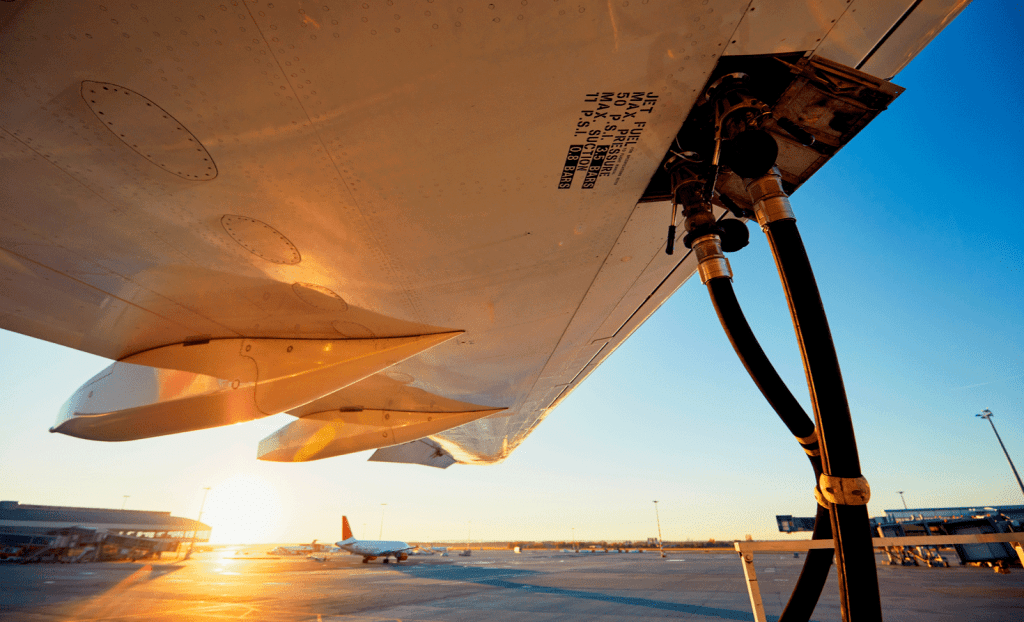 refueling jet with sustainable aviation fuel