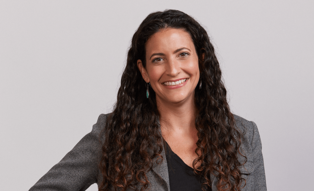 Deanna Bratter portrait